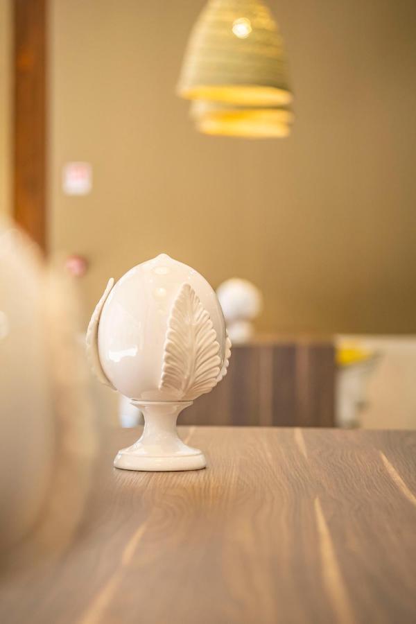 Mercure Hotel President Lecce Esterno foto