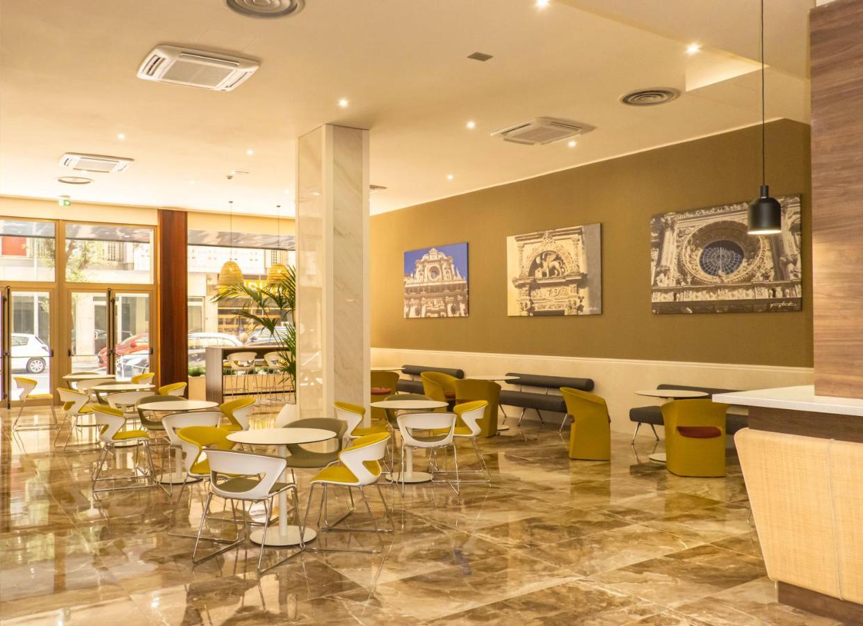 Mercure Hotel President Lecce Esterno foto