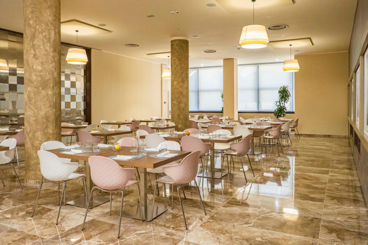 Mercure Hotel President Lecce Esterno foto