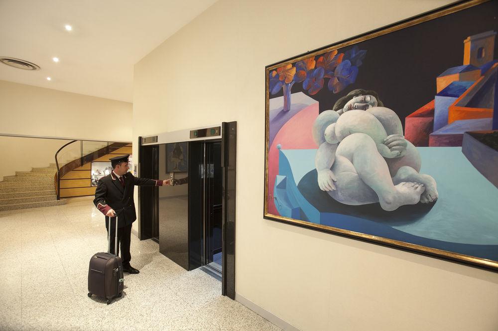 Mercure Hotel President Lecce Esterno foto