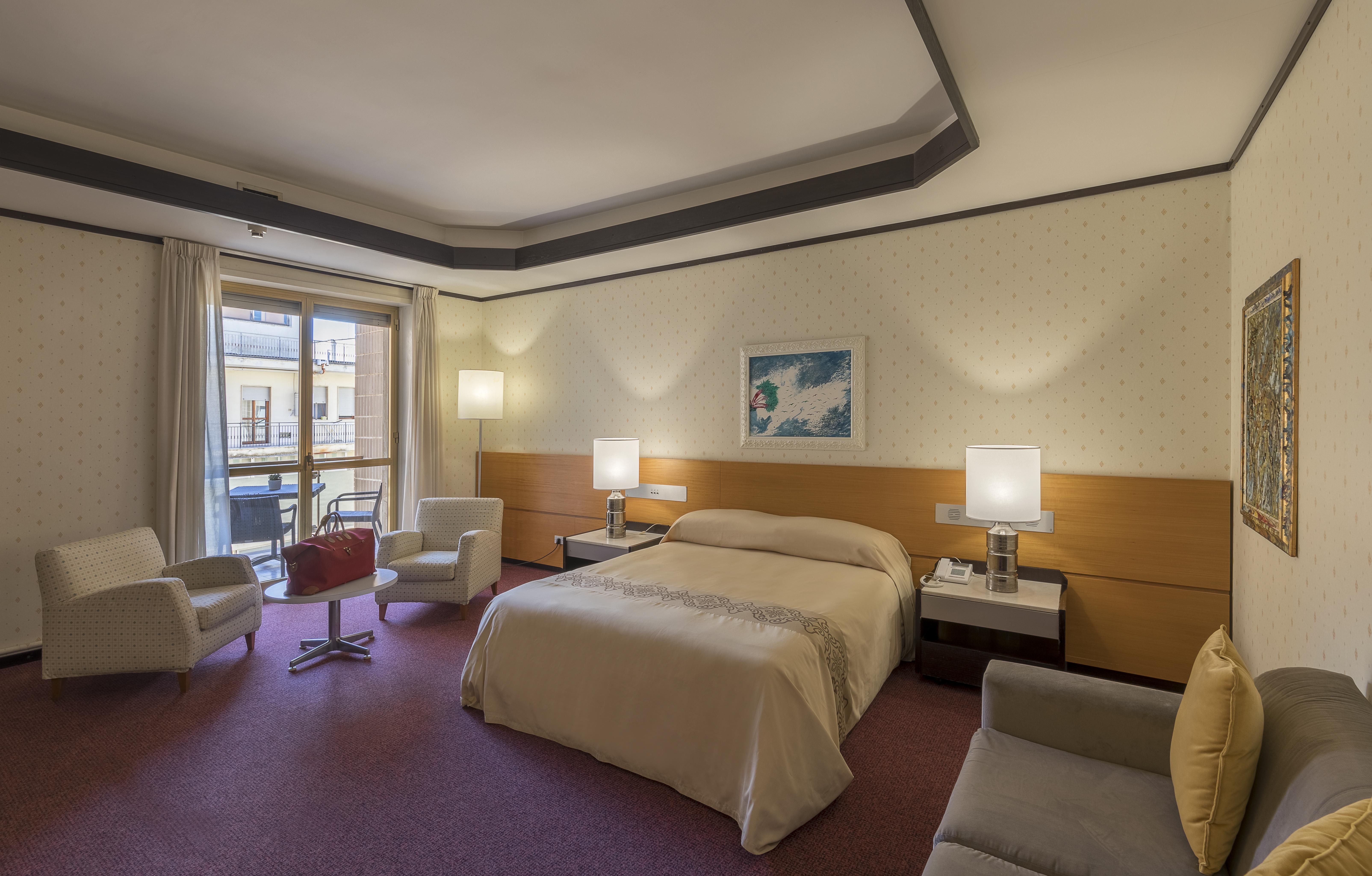 Mercure Hotel President Lecce Esterno foto