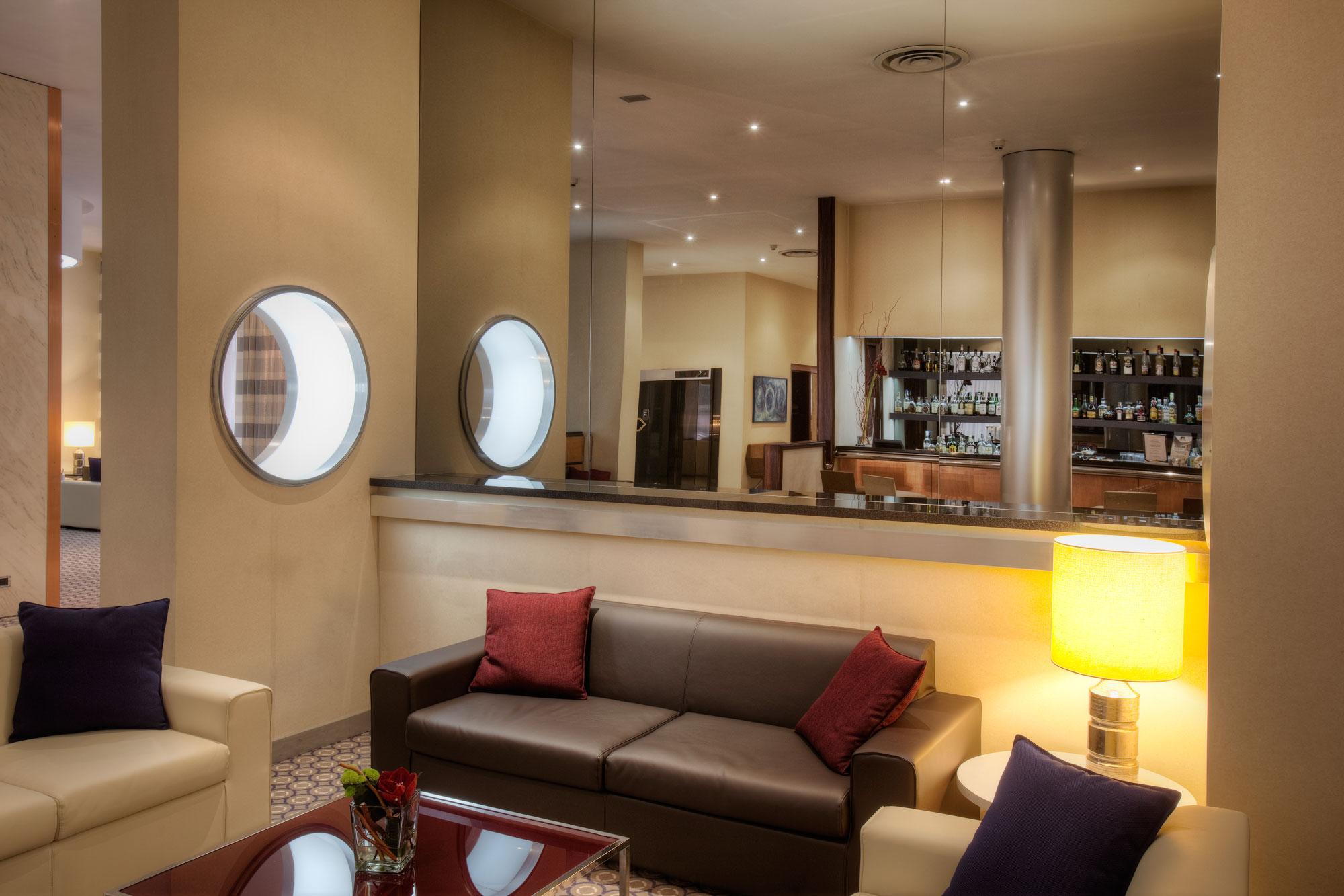 Mercure Hotel President Lecce Esterno foto