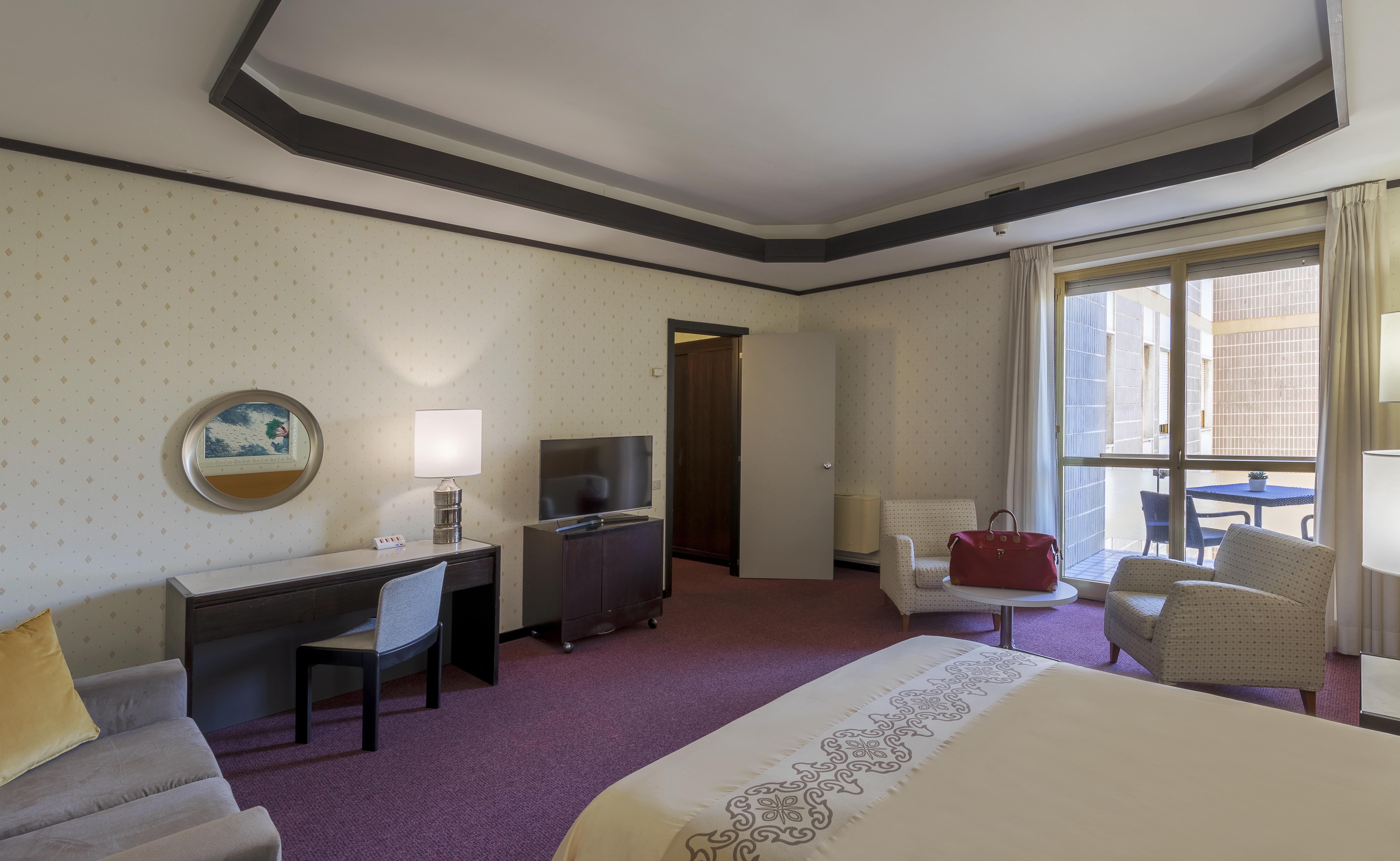 Mercure Hotel President Lecce Esterno foto