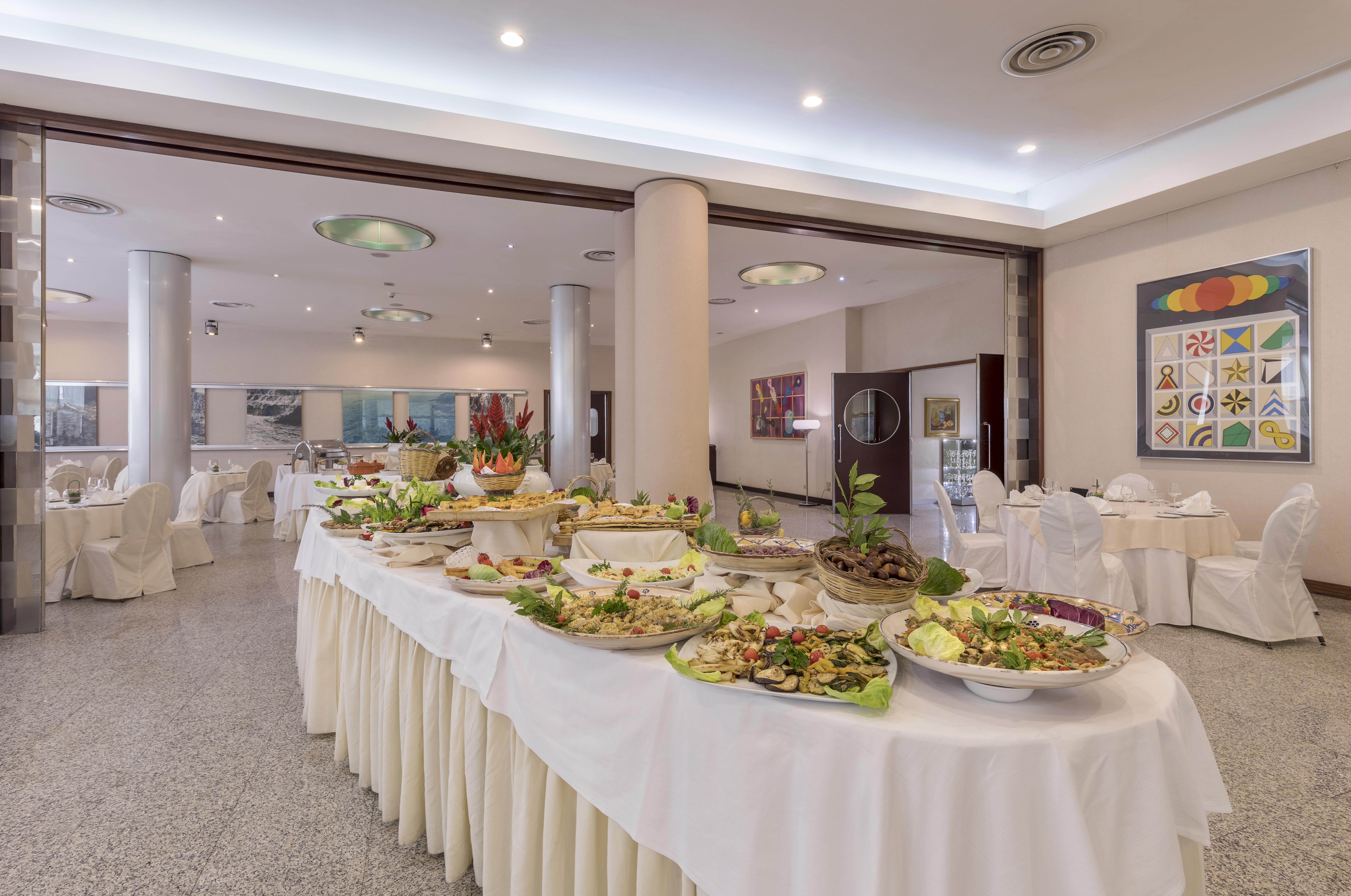 Mercure Hotel President Lecce Esterno foto