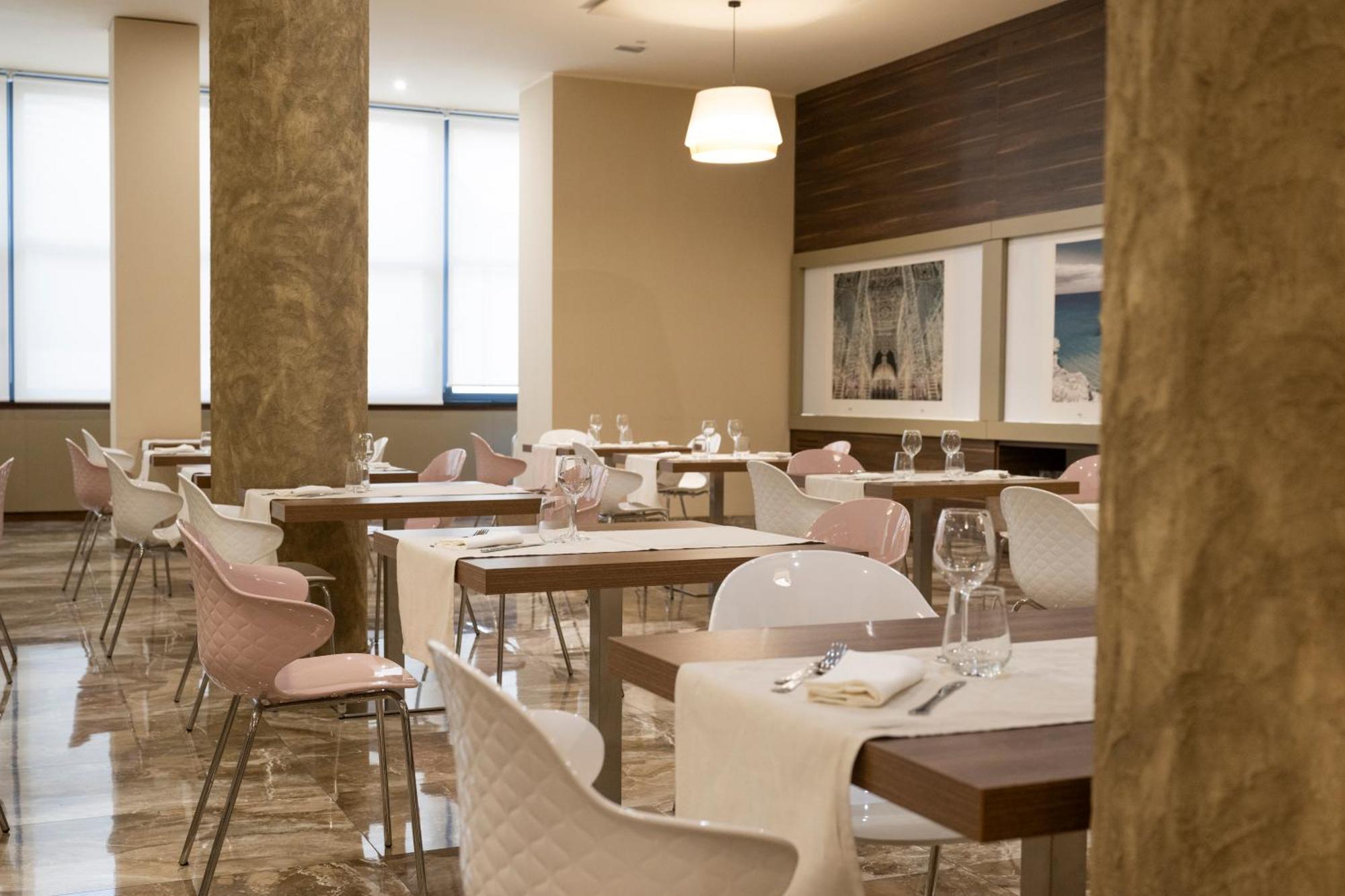 Mercure Hotel President Lecce Esterno foto