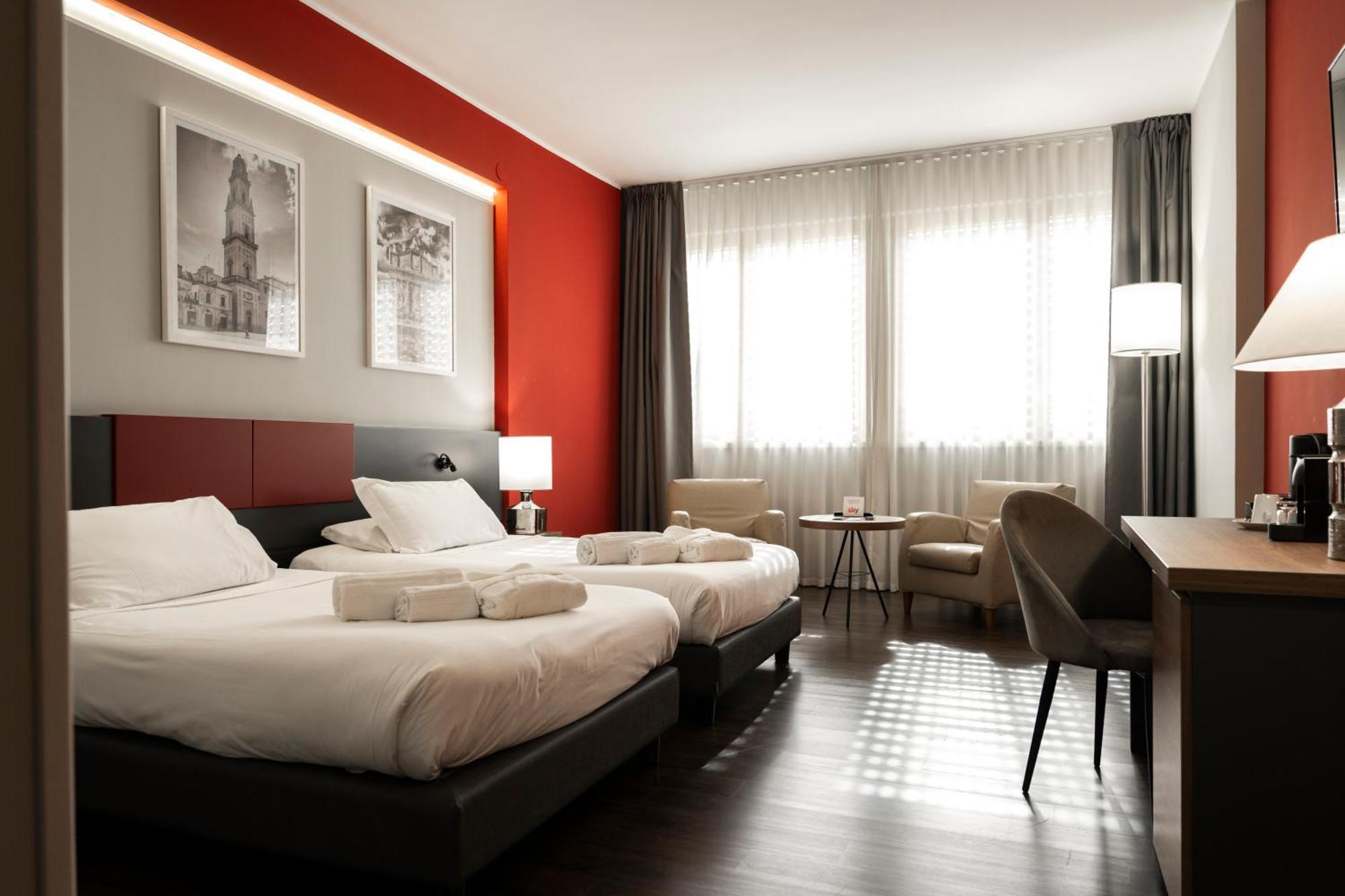 Mercure Hotel President Lecce Esterno foto